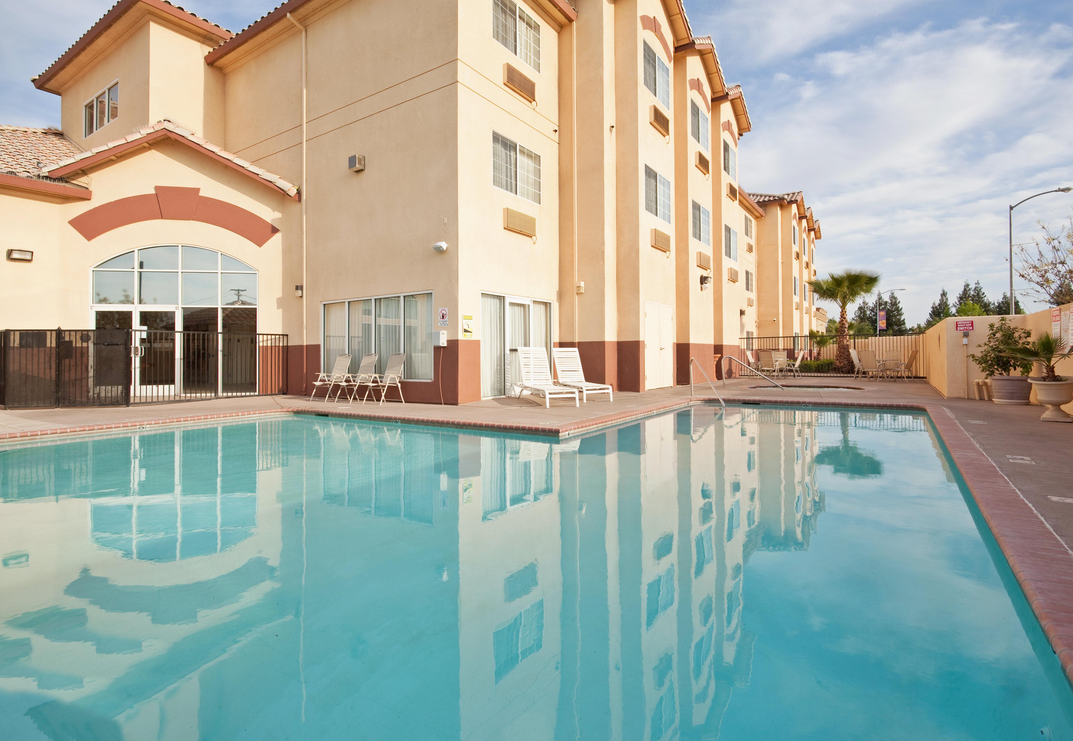 Holiday Inn Express Madera By Ihg Экстерьер фото
