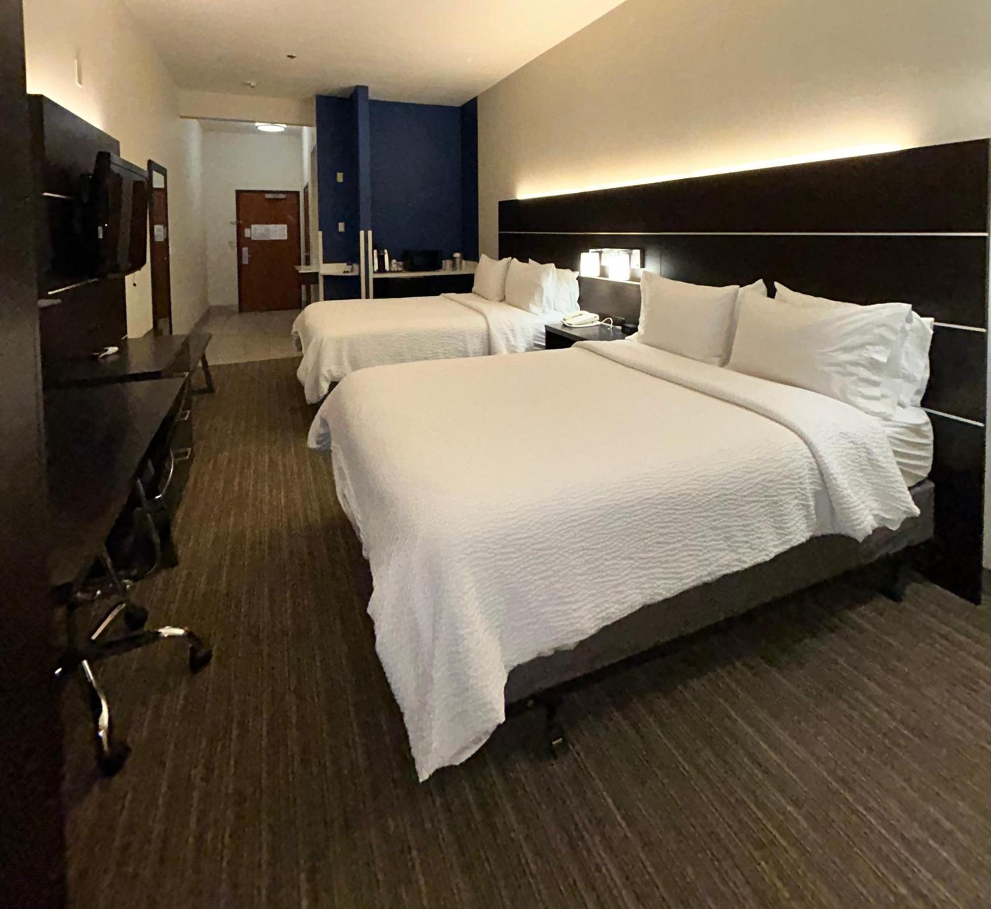 Holiday Inn Express Madera By Ihg Экстерьер фото